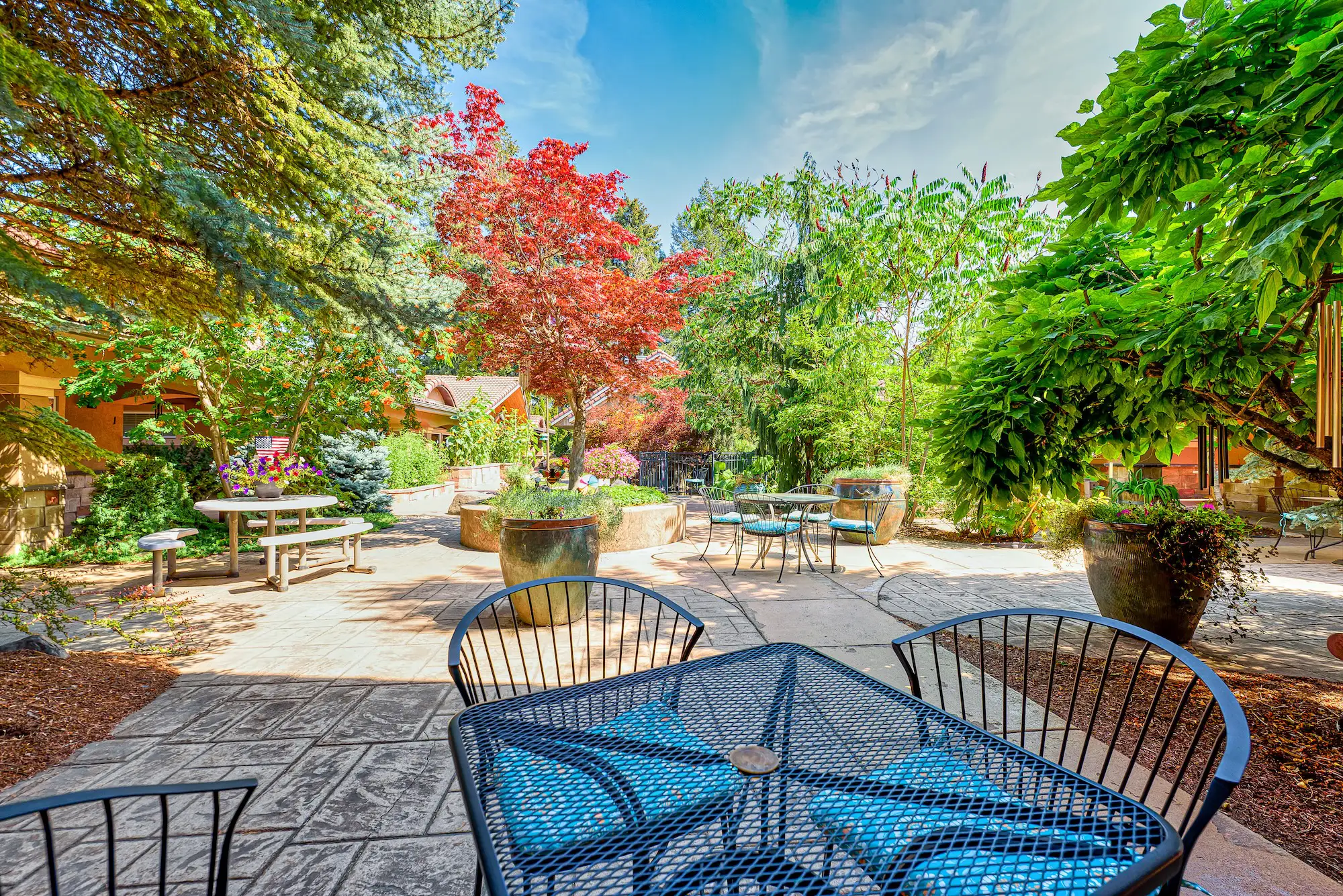 The courtyard of Courtyard at Coeur D'Alene.
