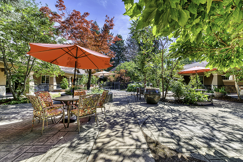 PSLCourtyardCAL-29 outdoor area