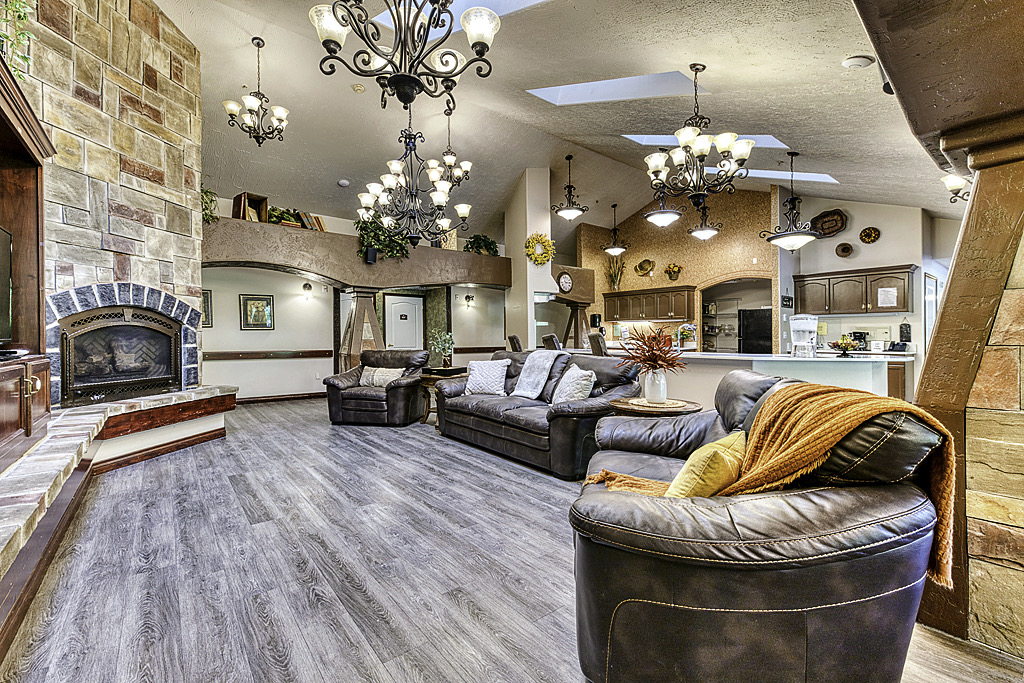 Common Area 2 Common Area 2